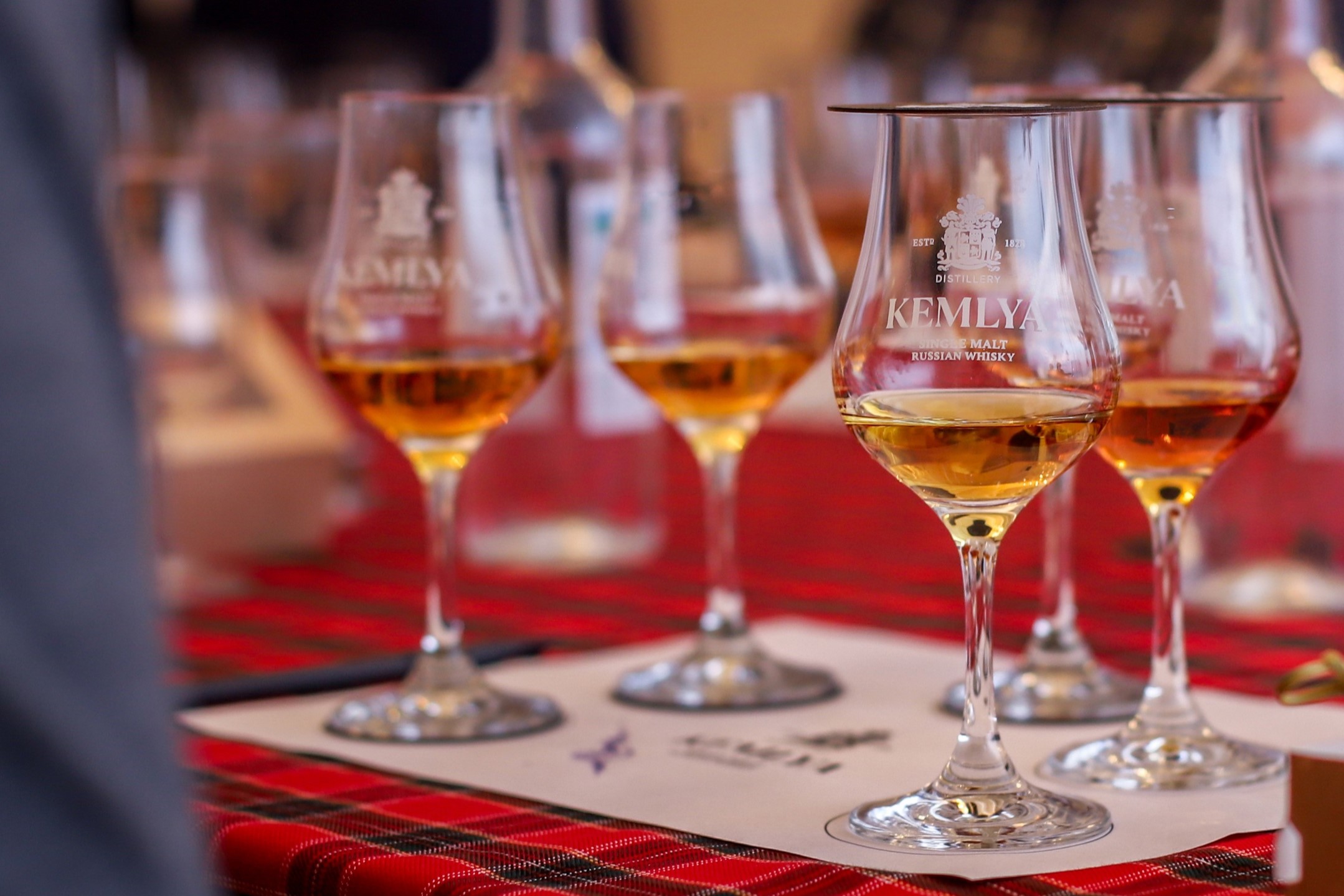 KEMLYA – первый, полностью произведенный в нашей стране виски
