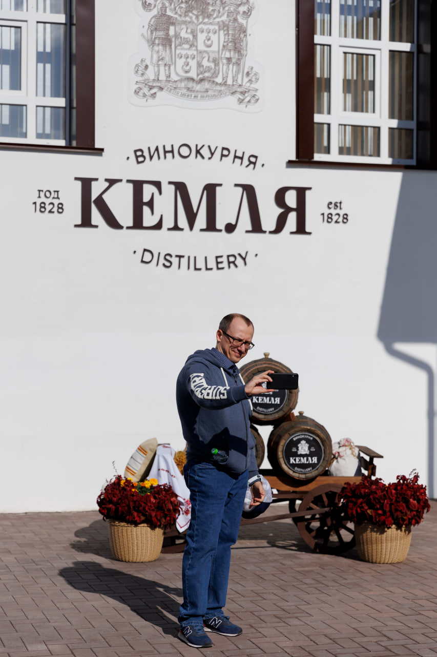 Всегда на связи: телеграм-канал винокурни