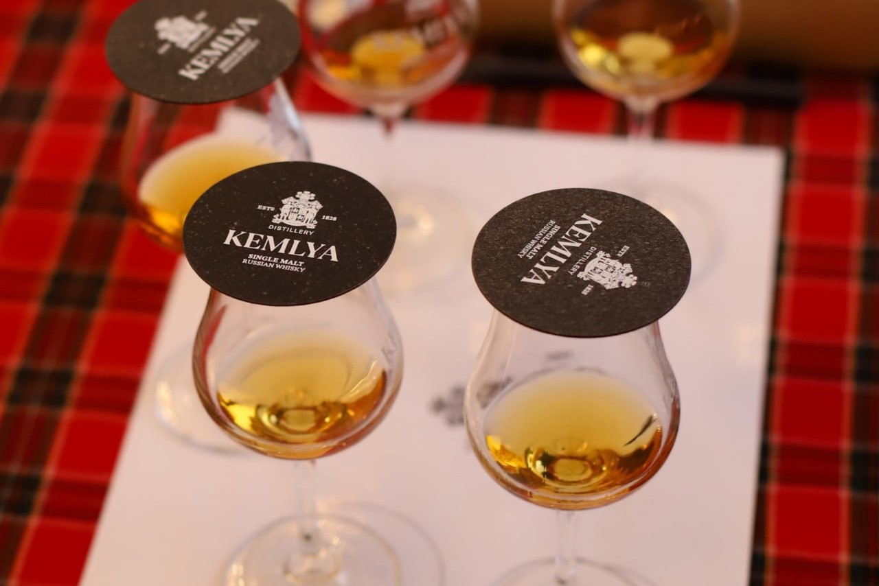 Эксперт оценил KEMLYA Russian Rye и Double Cask